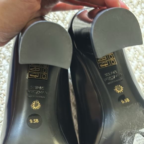 STUART WEITZMAN Leather Block Heel Pumps - Black, size 9.5B - Picture 4 of 4